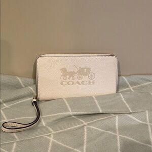 Coach Pebbled Leather Zip Wallet Wristlet in Light Cream